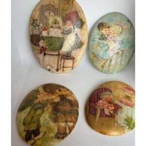 MCM 70s Wall Plaques Oval Plaster Antique Vintage Children Painted Lot Of 4‎